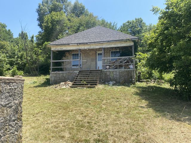 1517 State Highway W, Purdy, MO 65734