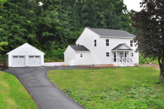 143-145 N  Main St, East Granby, CT 06026
