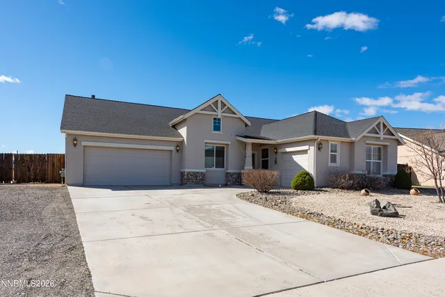 107 Creekside Dr, Dayton, NV 89403