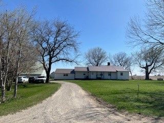 15485 N  107th Ave E, Grinnell, IA 50112