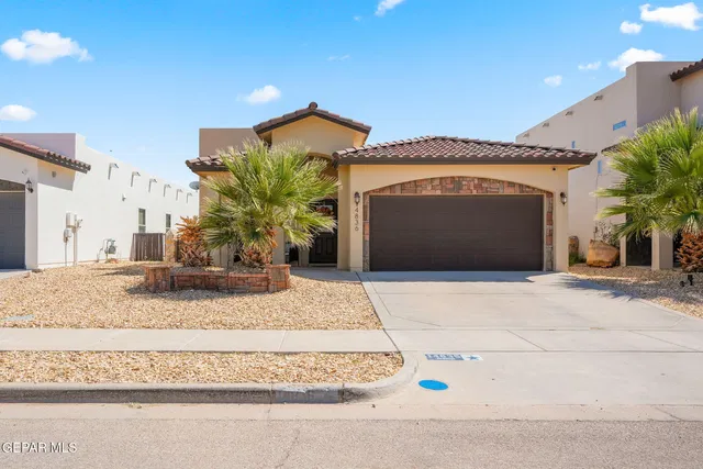 14836 Ava Leigh Ave, El Paso, TX 79938