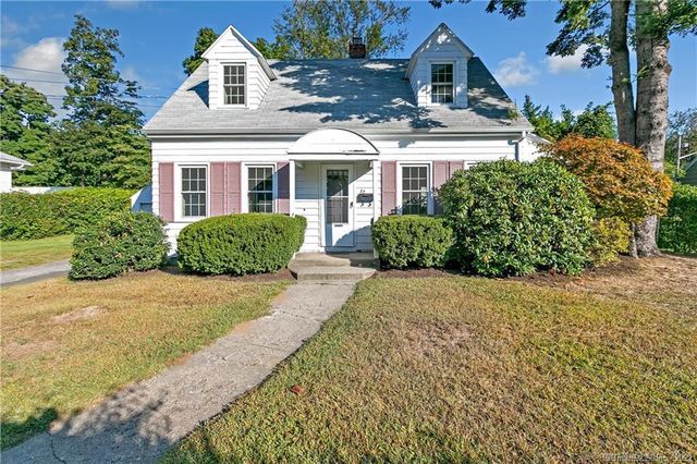 70 Strathmore Ave, Milford, CT 06461