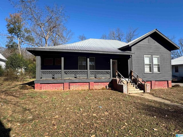 406 Brignoli St, Talladega, AL 35160
