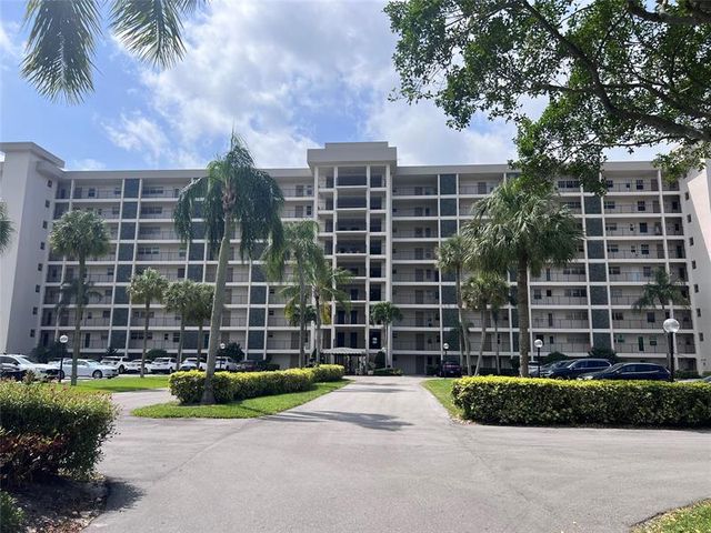 3200 N  Palm Aire Dr #507, Pompano Beach, FL 33069