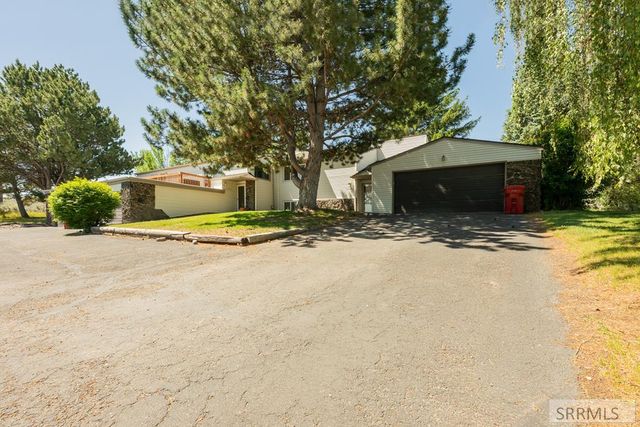 12000 S  Sunrise Cir, Idaho Falls, ID 83404