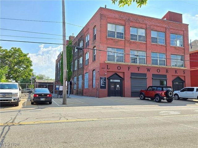 1667 E  40th St, Cleveland, OH 44103