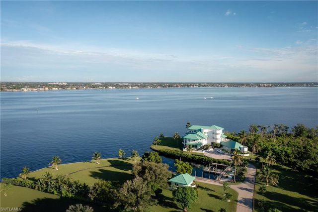 14040 Schultz Rd, Fort Myers, FL 33908