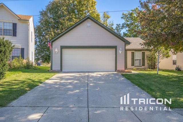 2319 Rolling Oak Dr, Indianapolis, IN 46214