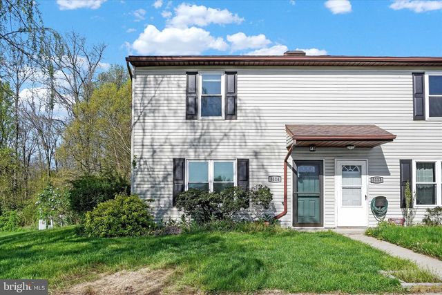 3114 Galaxy Rd, Dover, PA 17315