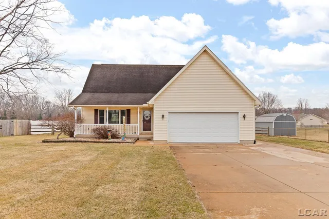 2147 Gady Rd, Adrian, MI 49221