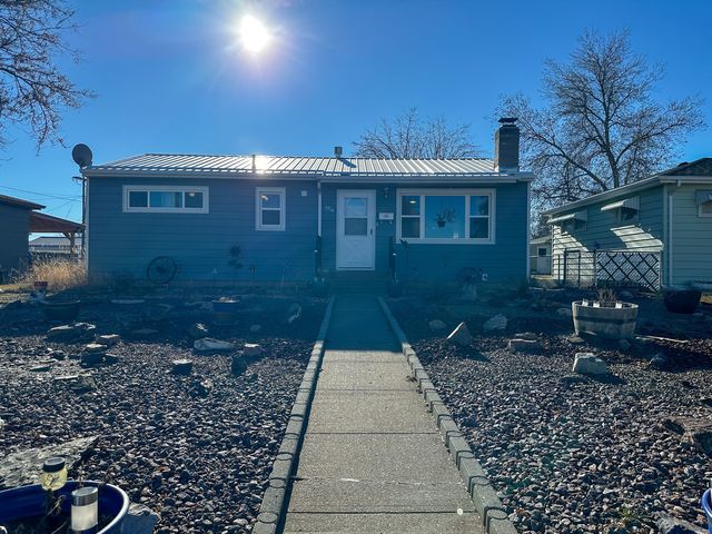 3716 8th Ave N, Great Falls, MT 59401