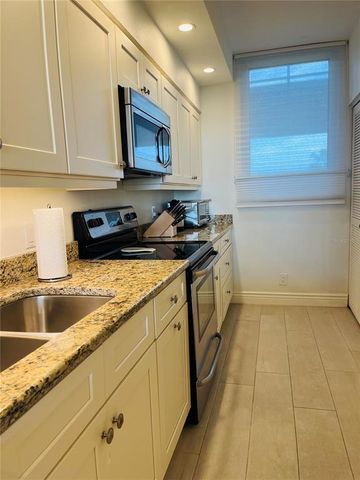 Address Not Disclosed, Longboat Key, FL 34228