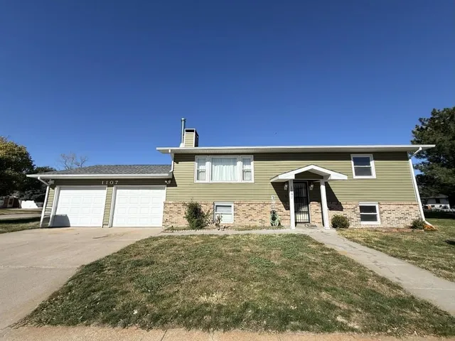 1107 W  15th St, Lexington, NE 68850