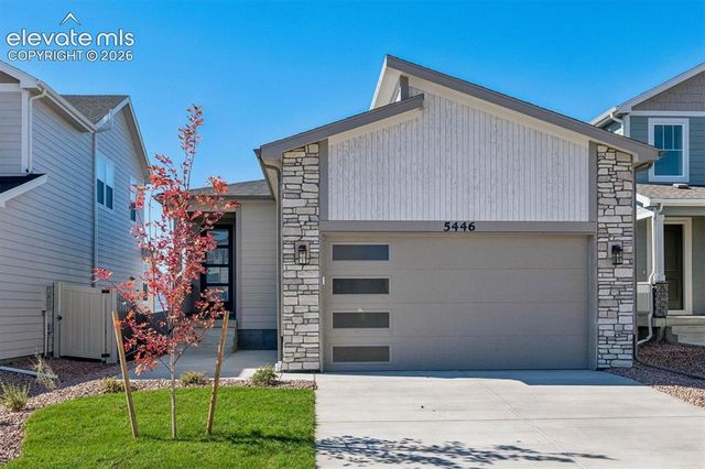 5446 Triple Tree St, Colorado Springs, CO 80925