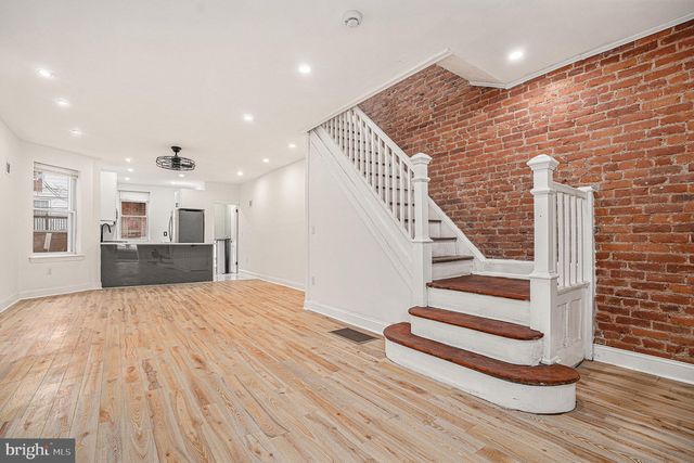 5126 N  Sydenham St, Philadelphia, PA 19141