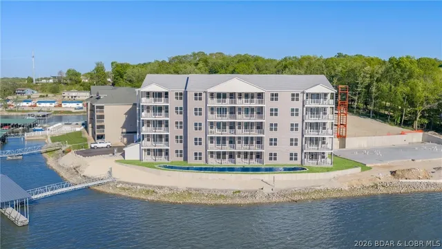 290 Plaza Beach Dr #1C, Camdenton, MO 65020