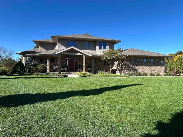 1000 Darrus Dr, Norfolk, NE 68701
