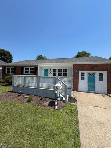 30 Holiday Dr, Hampton, VA 23669
