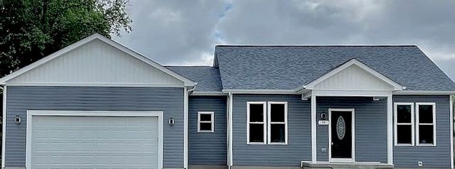 78 Lake Dr, Colonial Beach, VA 22443