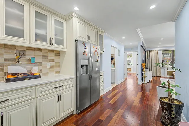 141-09 28th Ave #1A, Flushing, NY 11354