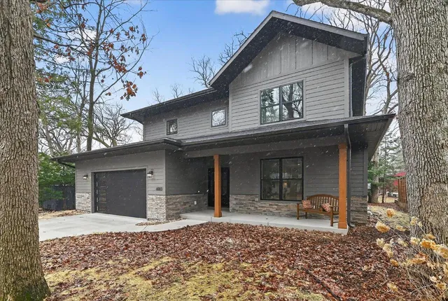 6003 Midwood Avenue, Monona, WI 53716