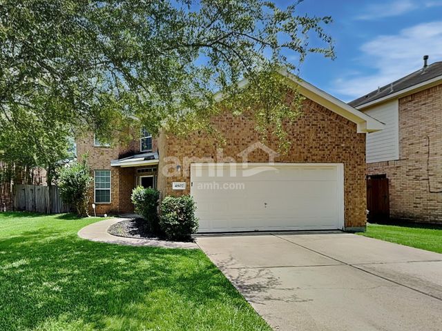 4807 Chase Court Dr, Bacliff, TX 77518
