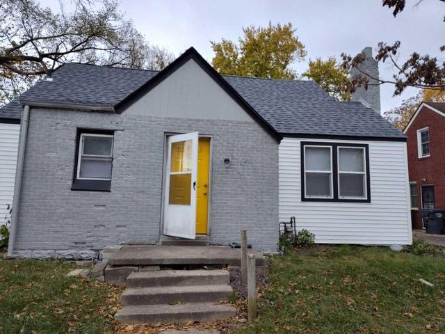 1613 W  11th St, Anderson, IN 46016