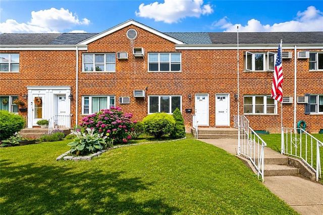 251 Bay 19th St #A, Brooklyn, NY 11214