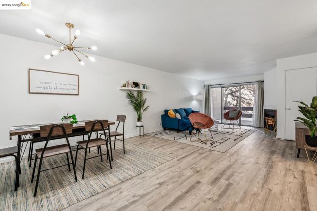 2121 Vale Rd #121, San Pablo, CA 94806