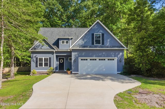 3814 Canterbury Road, Trent Woods, NC 28562