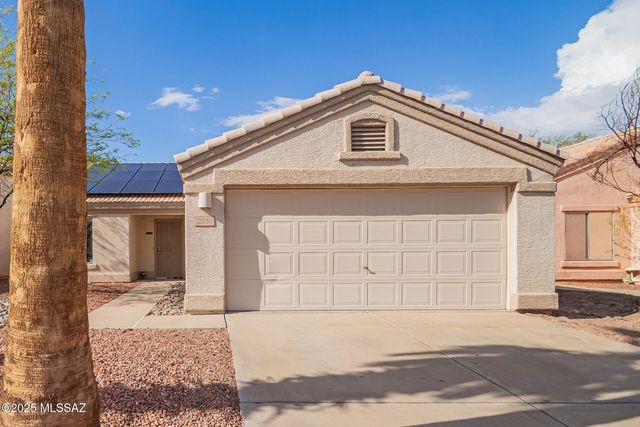 2330 W  Silver River Way, Tucson, AZ 85745