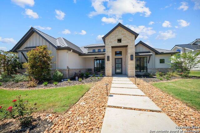 313 JANICE AVE, Castroville, TX 78009