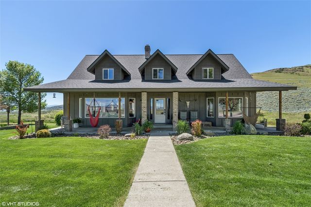 3 Finley Gulch Rd, Lonepine, MT 59848