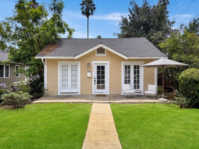 392 Douglas St, Pasadena, CA 91104