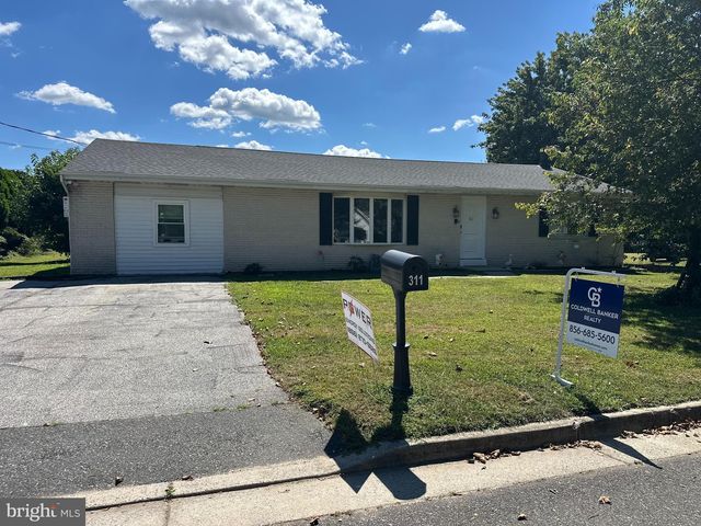 311 Pine St, Carneys Point, NJ 08069