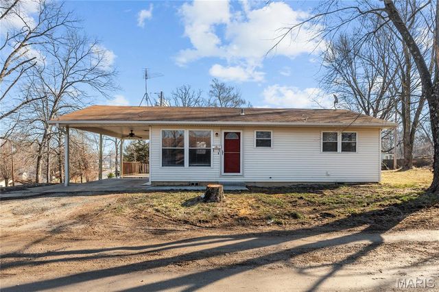 130 E  Oak St, Saint Clair, MO 63077