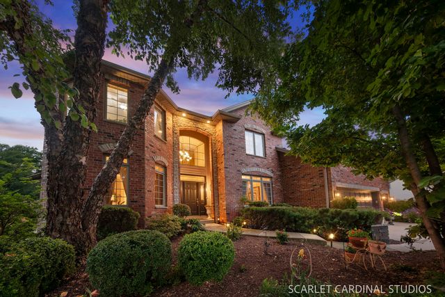 5640 Bergamot Ct, Naperville, IL 60564