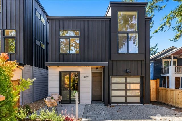 11309 Goodwin Way NE, Seattle, WA 98125