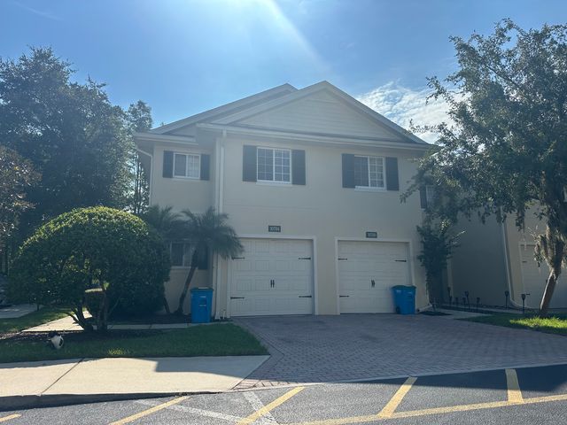 10794 Regent Square Dr, Orlando, FL 32825
