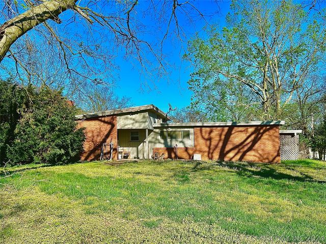 20455 S  4092nd Rd, Claremore, OK 74019