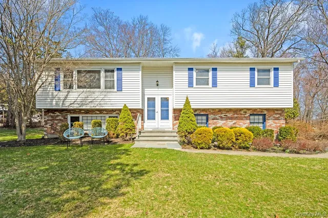 29 Sandy Brook Drive, Spring Valley, NY 10977