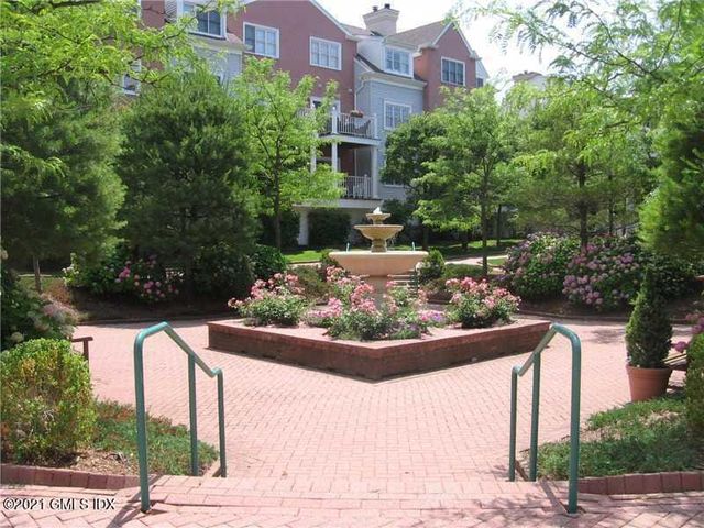 51 Forest Ave #71, Greenwich, CT 06870