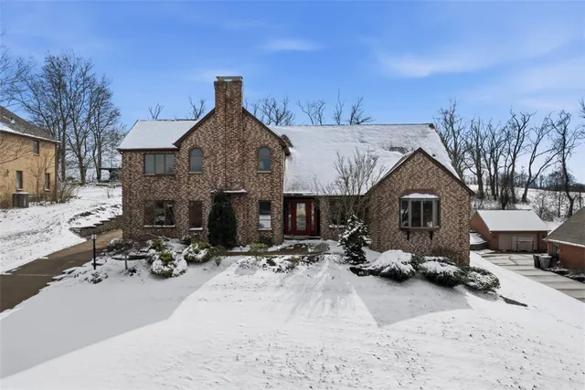 167 Druid Dr, Mcmurray, PA 15317