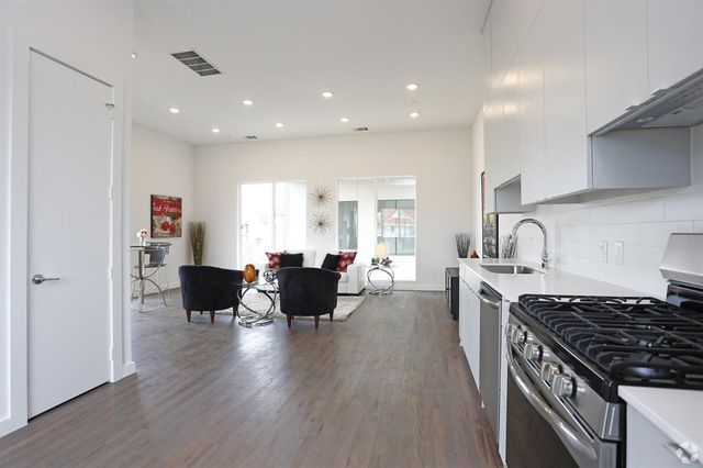 1500 Bennett Ave #716cc9196, Dallas, TX 75206