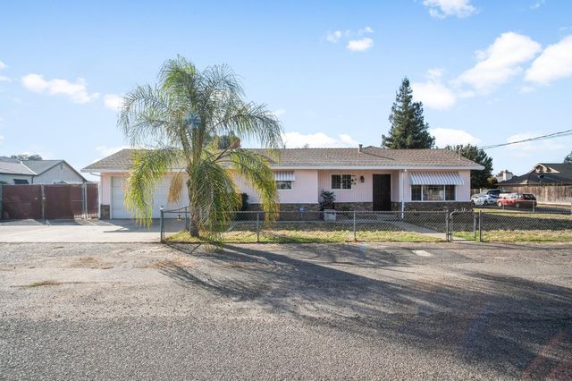 13400 Welch St, Waterford, CA 95386