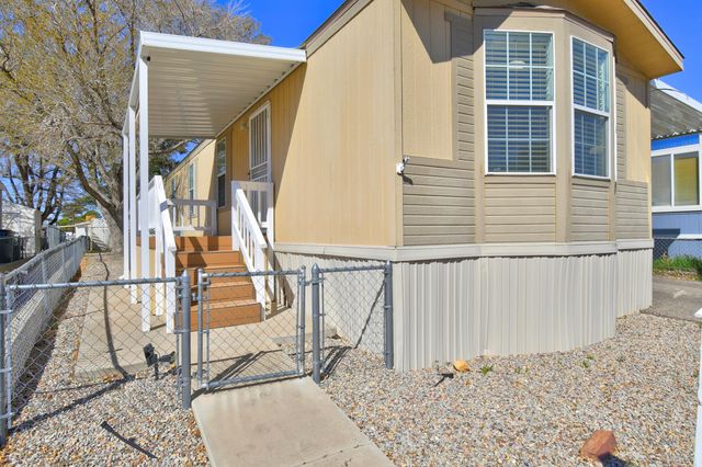 625 Fawn Trl SE, Albuquerque, NM 87123