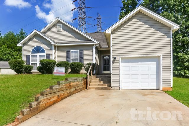 1904 Nigel Ct, Charlotte, NC 28213