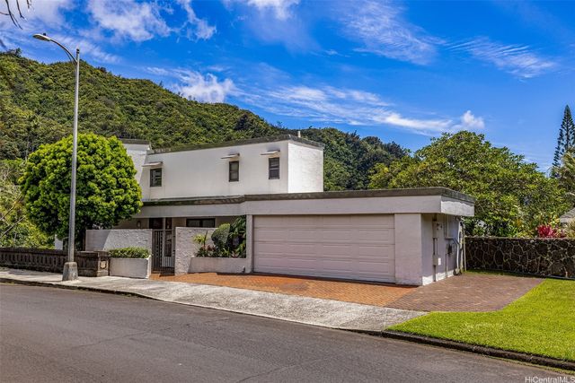 1 Kimo Dr, Honolulu, HI 96817