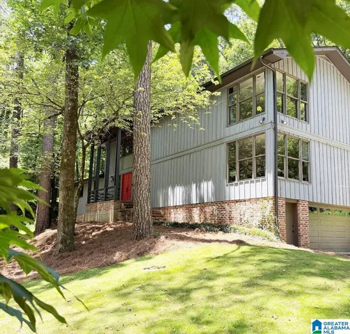 2658 Dolly Brook Ln, Vestavia, AL 35243