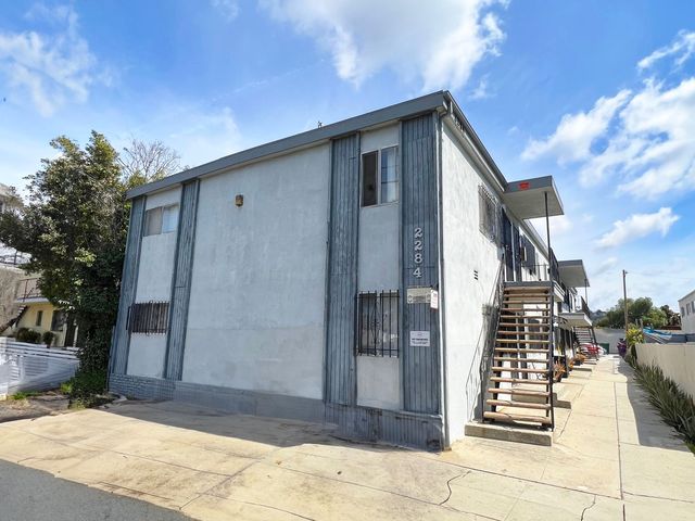 2284 Lewis Ave #7, Long Beach, CA 90806